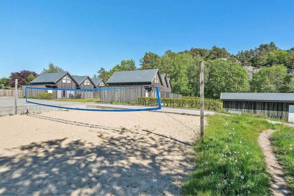 Nybygd feriebolig rett ved strand til leie! Kristiansand Eksteriør bilde
