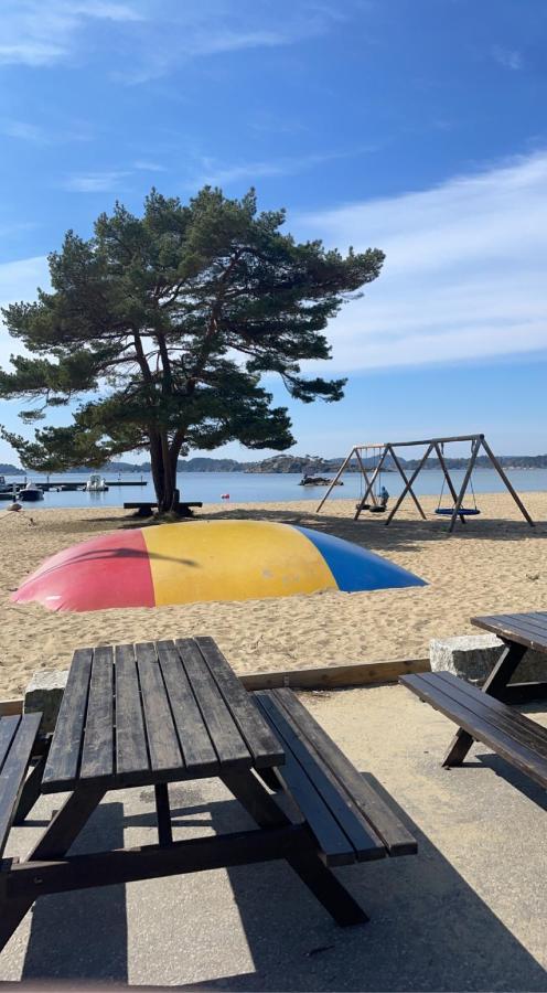 Nybygd feriebolig rett ved strand til leie! Kristiansand Eksteriør bilde